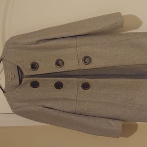 Size large (10-12) beautiful NEW Grey Charlie Page coat. Lightweight